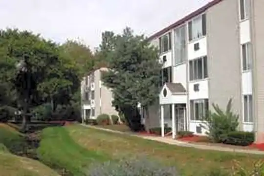 Medical Center Court Apartments Photo 1