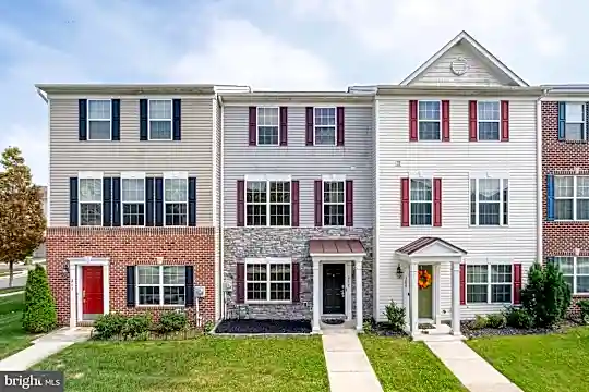 211 Grist Mill Ln Photo 1