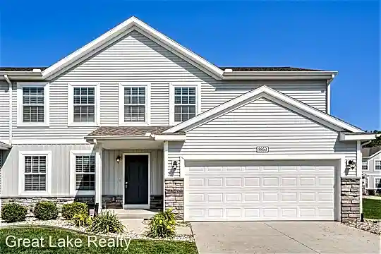 8853 Dealer Dr Photo 2