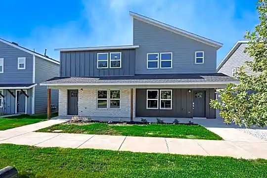 5822 Grayson St Photo 2