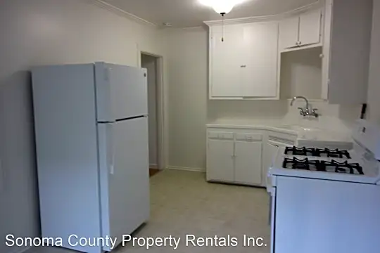 500 Sonoma Ave Photo 2