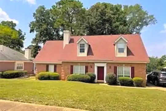 360 Rebekah Ln Photo 1