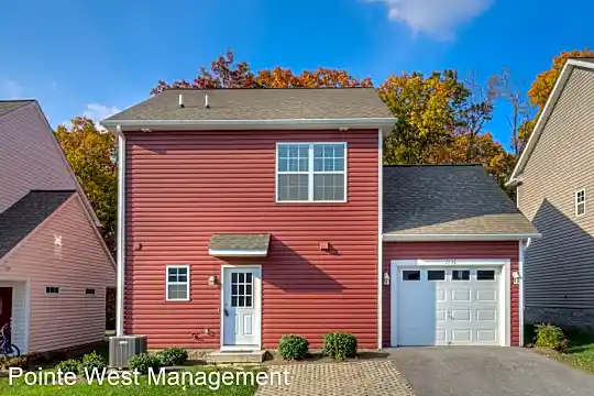 1735 Aden Lane Photo 2