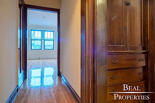 373 Hazel Ave Photo 2