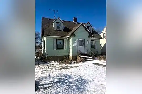 16254 Prairie Ave Photo 1