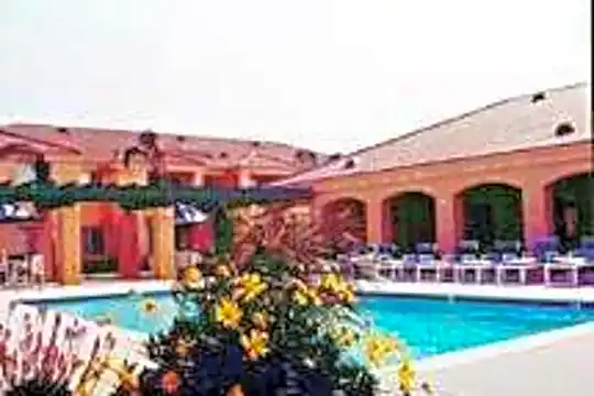 Jeffrey Court Senior Living Photo 2