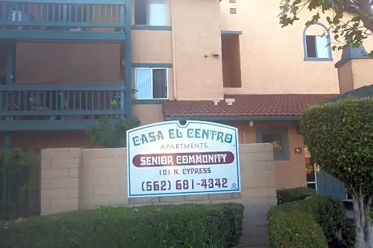 Casa El Centro (senior apartments) Photo 2