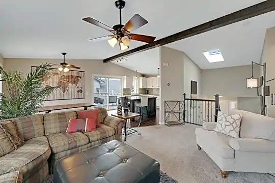 5454 143rd St W Photo 1