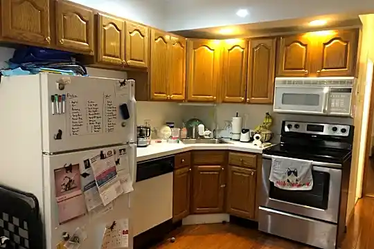 40 Sheafe St Photo 1