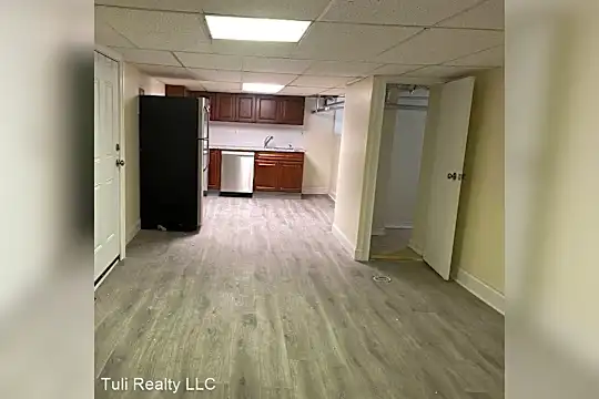 114 Glenwood Ave Photo 2