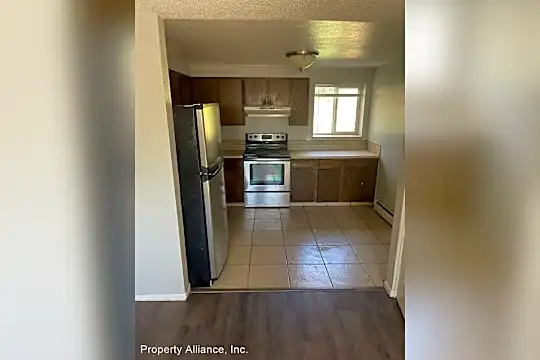 2890 Montebello Dr W Photo 1