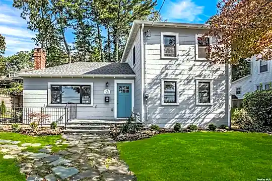 166 Woodbine Ave Photo 1