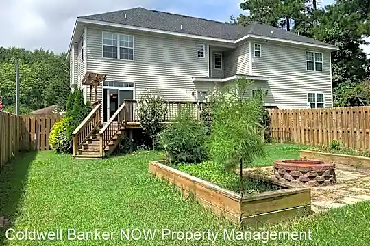 320 Snowberry Ln Photo 2