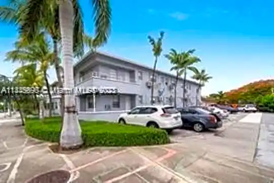 5305 Biscayne Blvd #201 Photo 1