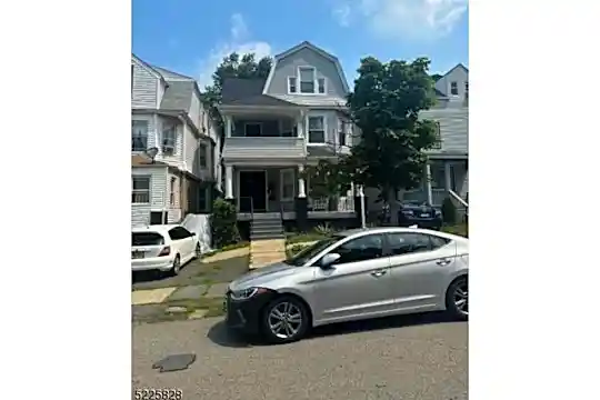 38 New St