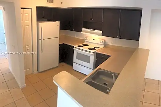13780 NE 3rd Ct #201 Photo 1