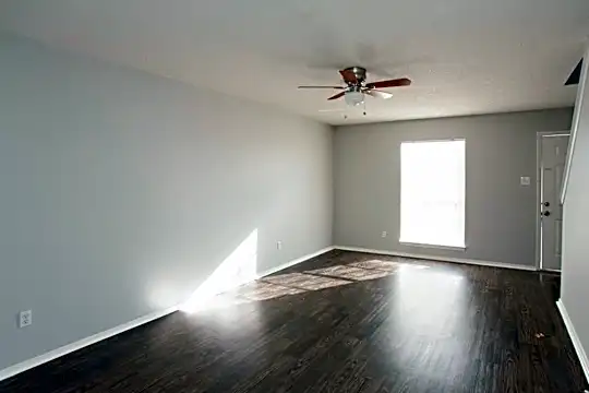 25 Powhatan Dr Photo 2
