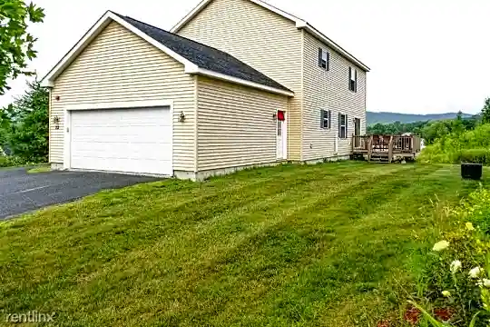 12 Cherry Cir Photo 1