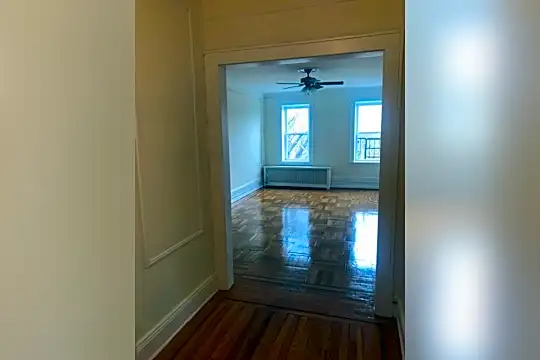 24 Springfield Ave Apartments Photo 2