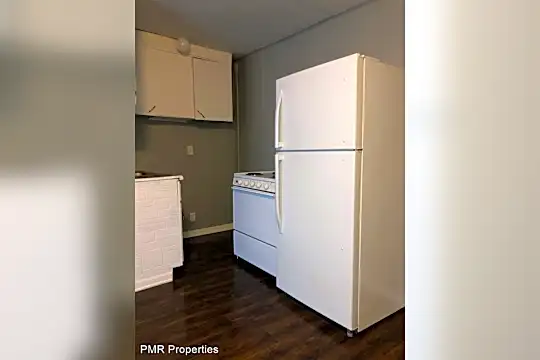 2724 N Broadway Photo 2