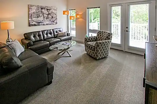60 Mansfield Road Photo 2