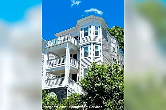 95 Draper St Photo 1