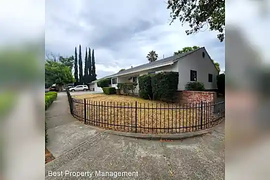 1193 Tilson Dr Photo 2