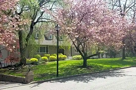 23 Daniel Ct Photo 2