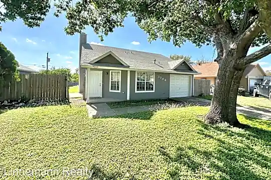 3708 Trotwood Trail Photo 1