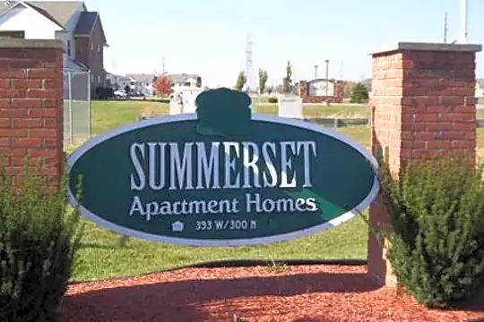 Summerset Apartments I & II Photo 1