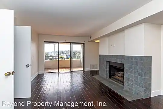 3225 Newell St Photo 2