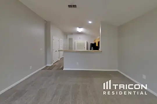 4309 Campus Hills Circle Photo 2