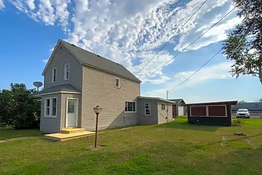 2306 Elmira Ave Photo 2