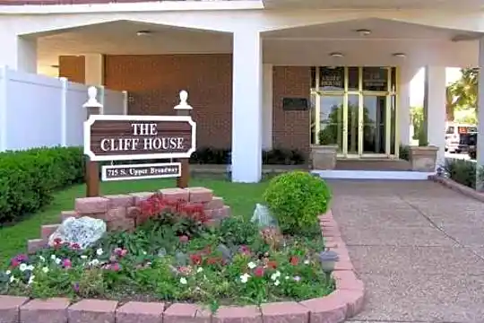 Cliff House Photo 1