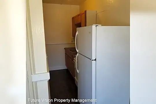 419 E Galena Blvd Photo 2