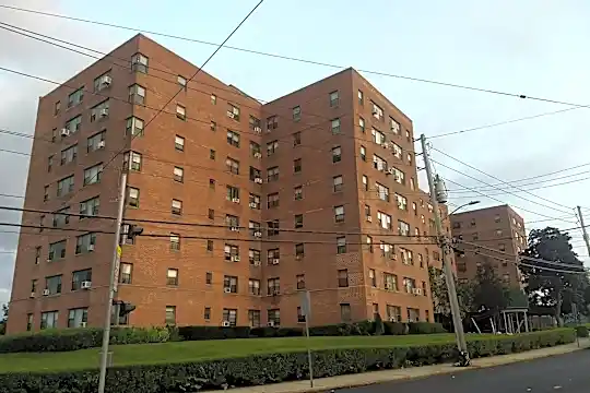 Pelham Hall Photo 1