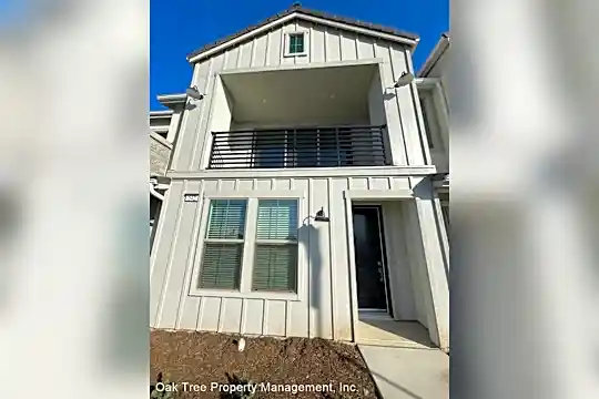 542 W Mahogany Ln Photo 1