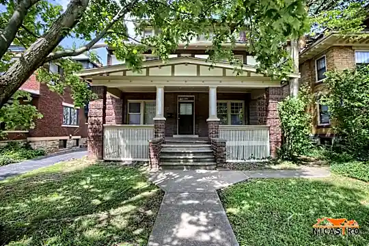 202 Frambes Ave Photo 1