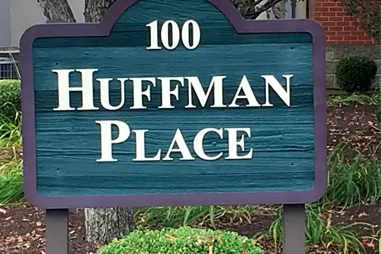 Huffman Place Photo 2