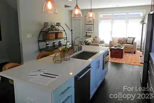 127 Grandin Rd Photo 2
