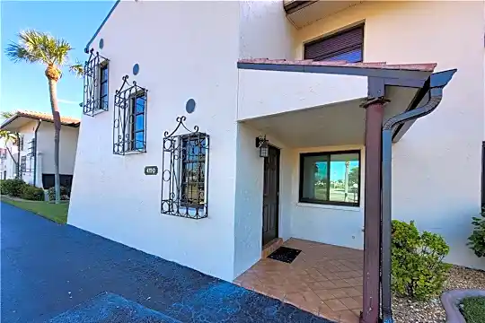 4711 Santa Barbara Blvd #1 Photo 2