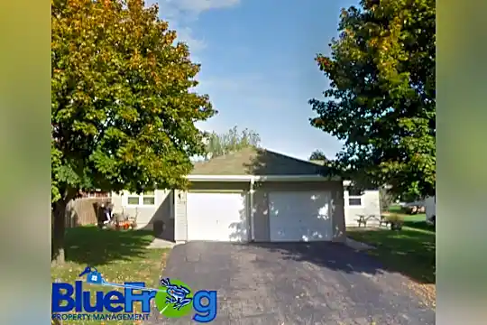 1208 Grove St Photo 1