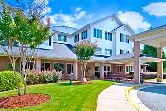 Iris Place Photo 1