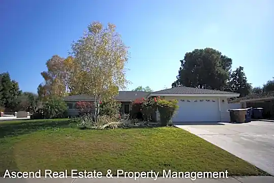 3200 Ouray Way Photo 1