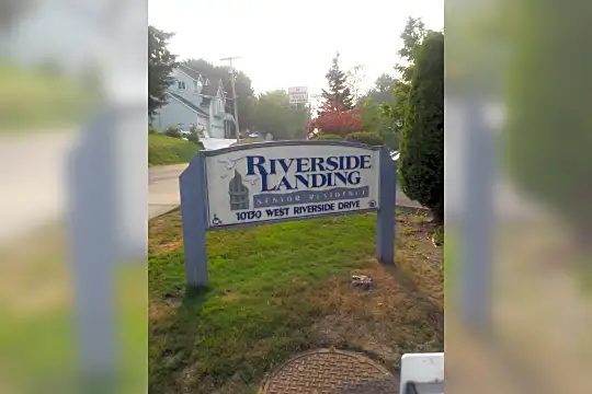 Riverside Landing Apartments Photo 2