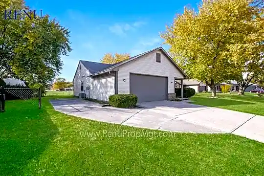 7220 Muirfield Pl Photo 2