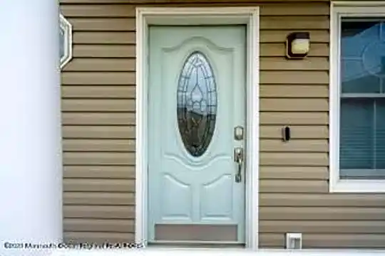 63 Beach Way Photo 2