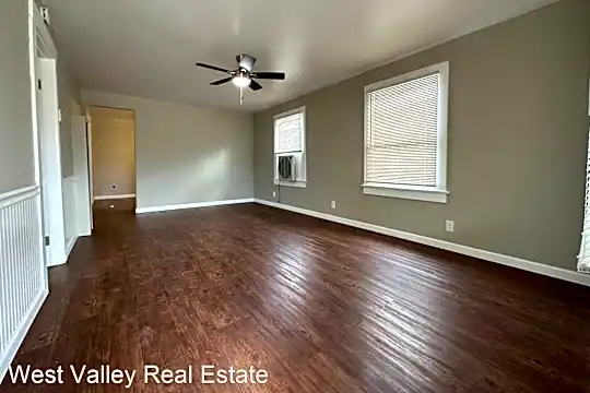 104 North St Photo 2
