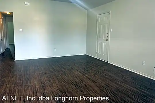2600 Alma Dr. Photo 2