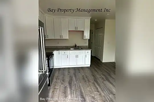 1595 Colusa Pl Photo 2